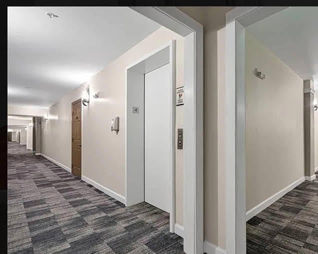 Building Photo - 533 NE 3rd Ave