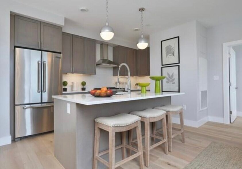 Building Photo - 1650 Commonwealth Ave