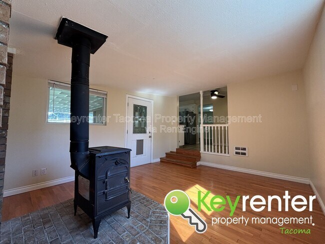 Building Photo - 6818 87th St SW