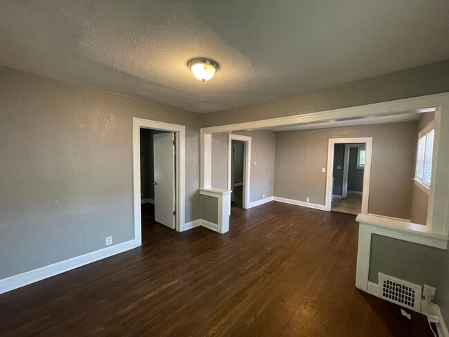 Building Photo - Available Now, 2 Bed 1 Bath Home off 71 HWY