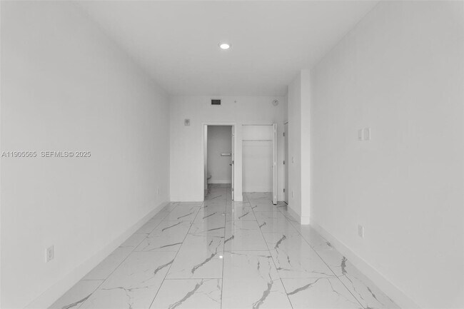 Building Photo - 1 Curtiss Pkwy