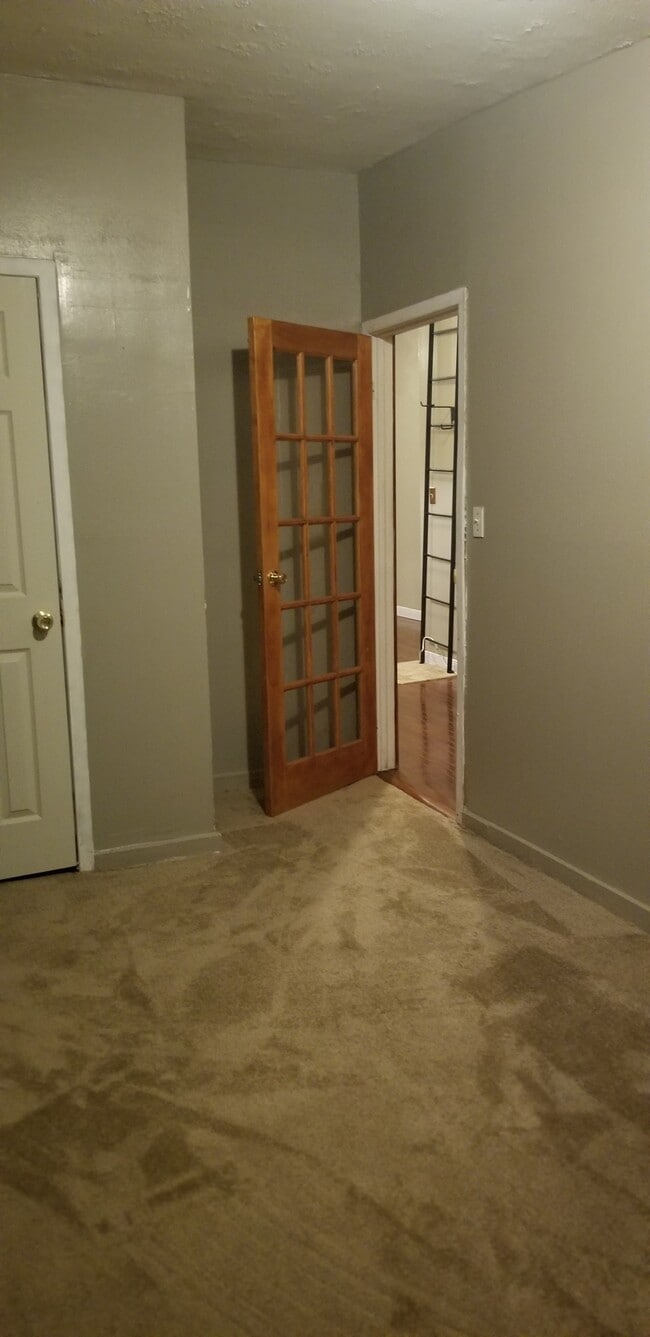 bedroom 1 - 328 Hancock St