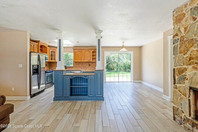 Building Photo - 317 Surf Dr