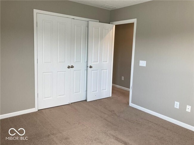 Building Photo - 9408 Park Meridian Dr