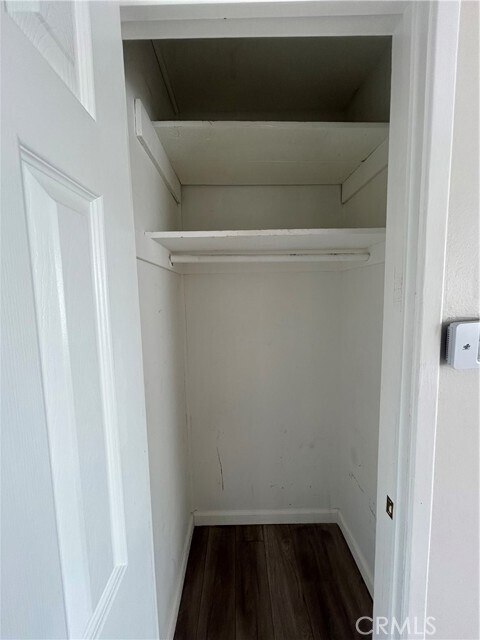 Building Photo - 3604 Country Club Dr