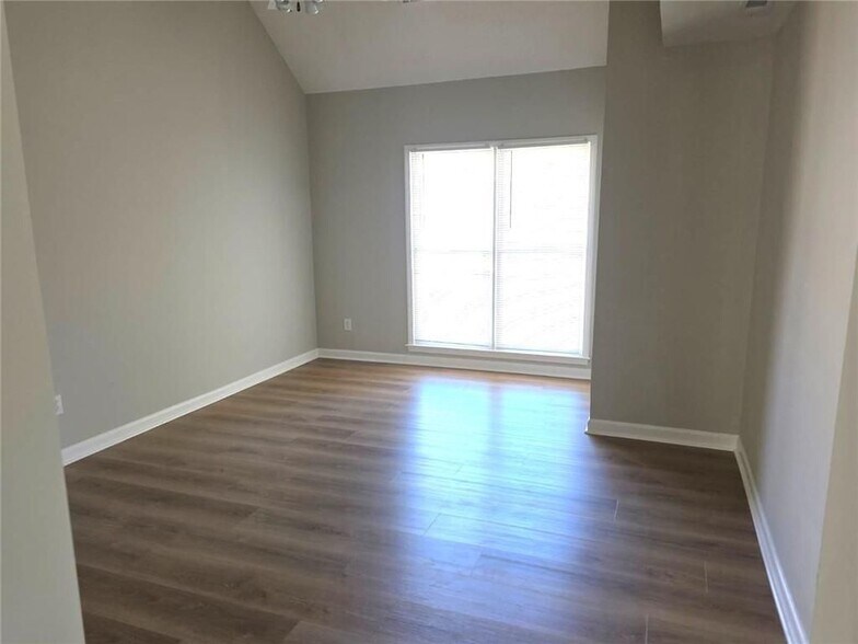 Building Photo - 3610 Muskie Ln