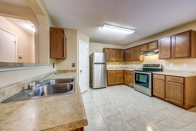 Building Photo - 3512 Treeline Acres
