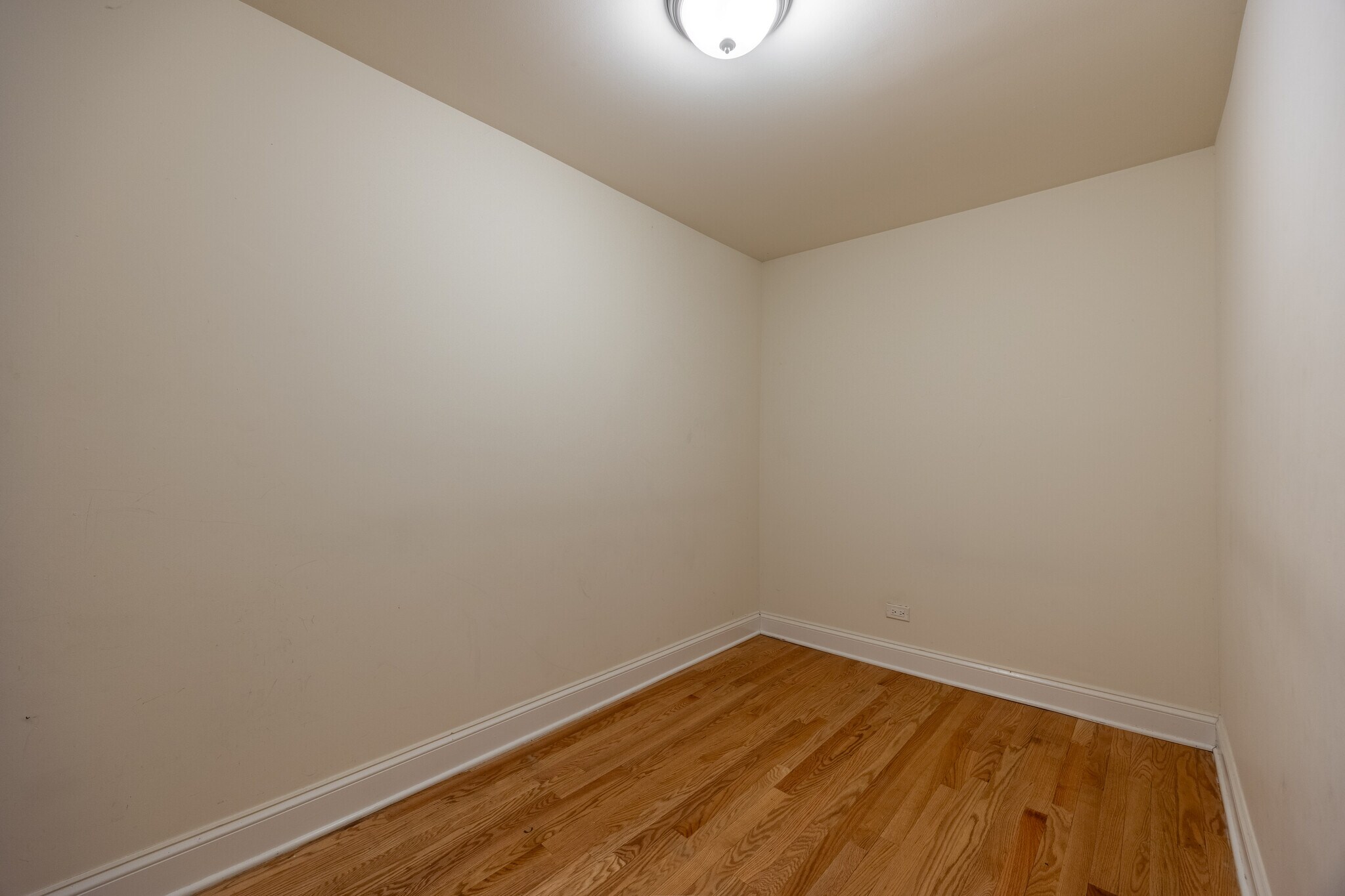 Building Photo - 4036 N Ashland Ave