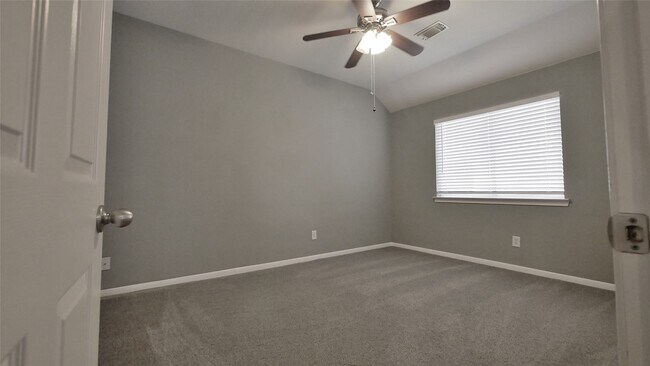 Building Photo - 10402 Indian Paintbrush Ln