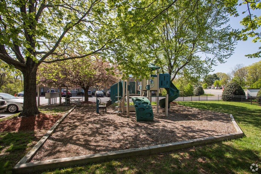 Woodlee Terrace Apartments 12525 Gordon Blvd Woodbridge VA 22192