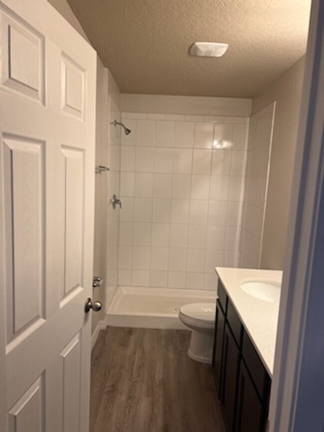 Building Photo - Beautiful 2 Bedroom 2 Bath Duplex Located in Palm Coast