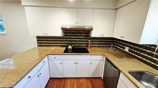 Building Photo - 29 West St