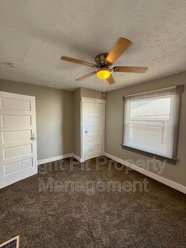 Building Photo - 255-257 Fountain Avenue