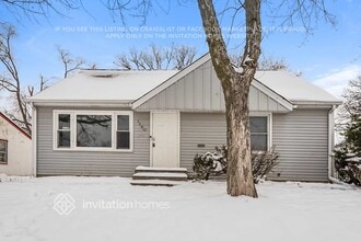 Building Photo - 1160 Kennard St N