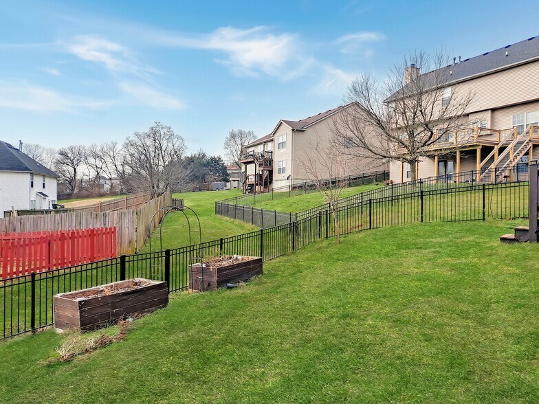 Building Photo - 12614 Bay Tree Way