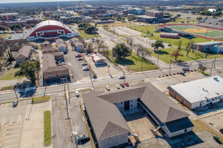 Building Photo - Gant Apartments