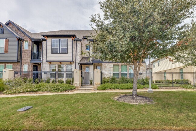 Building Photo - 9455 Towne Lake Pkwy