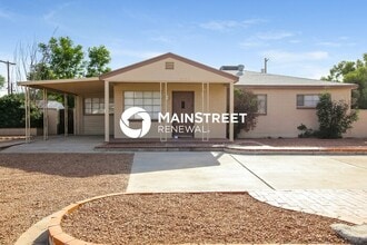 Building Photo - 3 Bedroom Pet-Friendly Home in TUCSON, AZ with Main Street Renewal