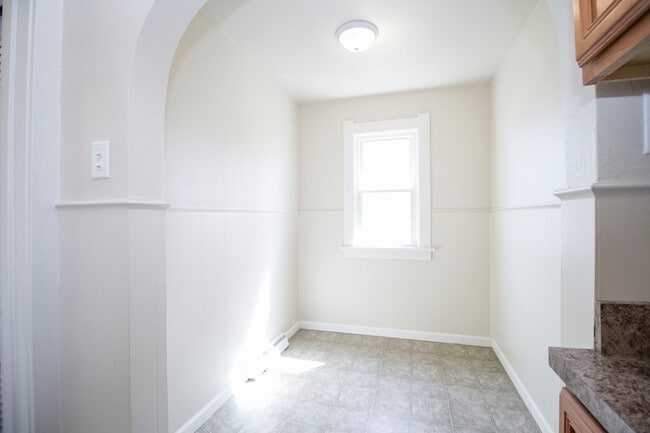 Building Photo - 306 E Northgate Pkwy
