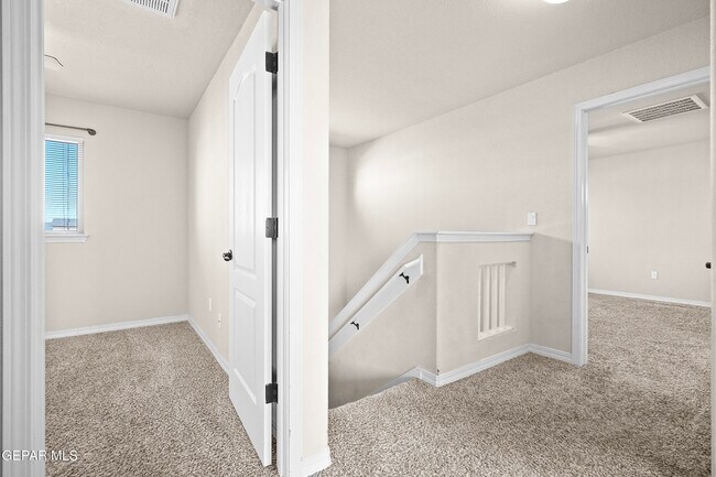 Building Photo - 14252 Earl Chokiski