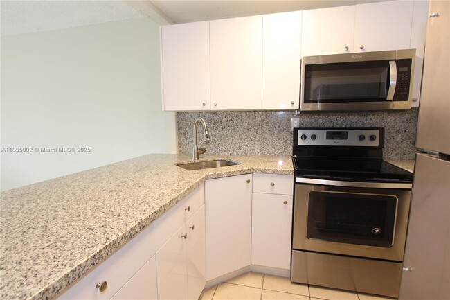 Building Photo - 4550 NW 9th St