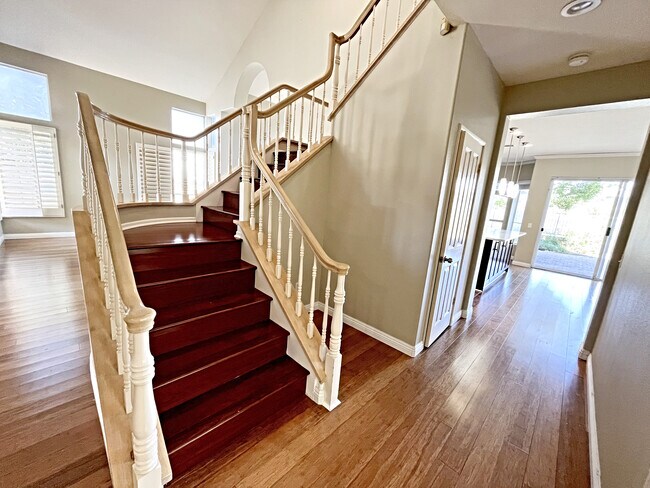 Building Photo - 12460 Picrus St