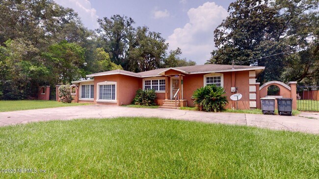 Building Photo - 8229 Hogan Rd