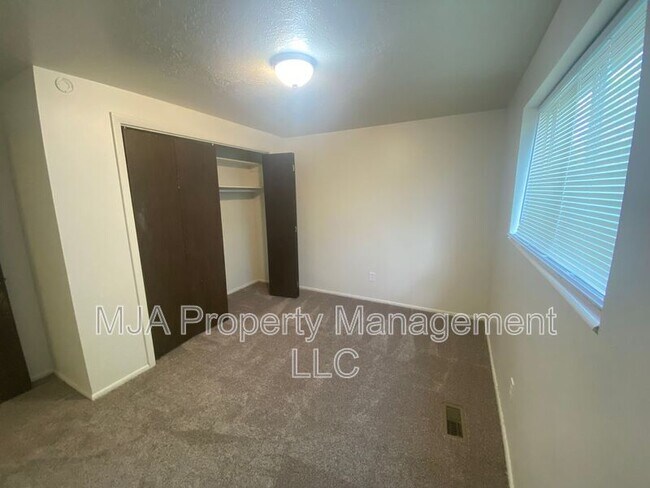 Building Photo - 1428 W 300 N
