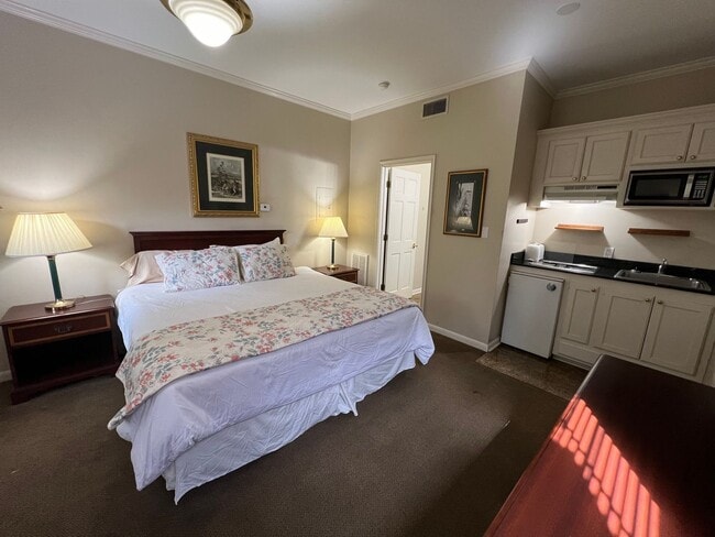 Building Photo - Bendel Gardens Apartment