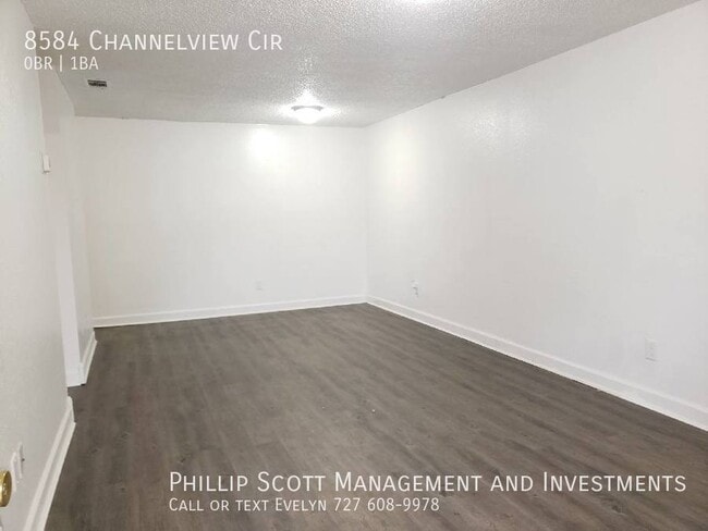 Building Photo - 8584 Channelview Cir