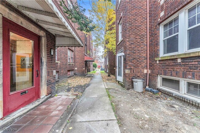 Building Photo - 12009 Clifton Blvd