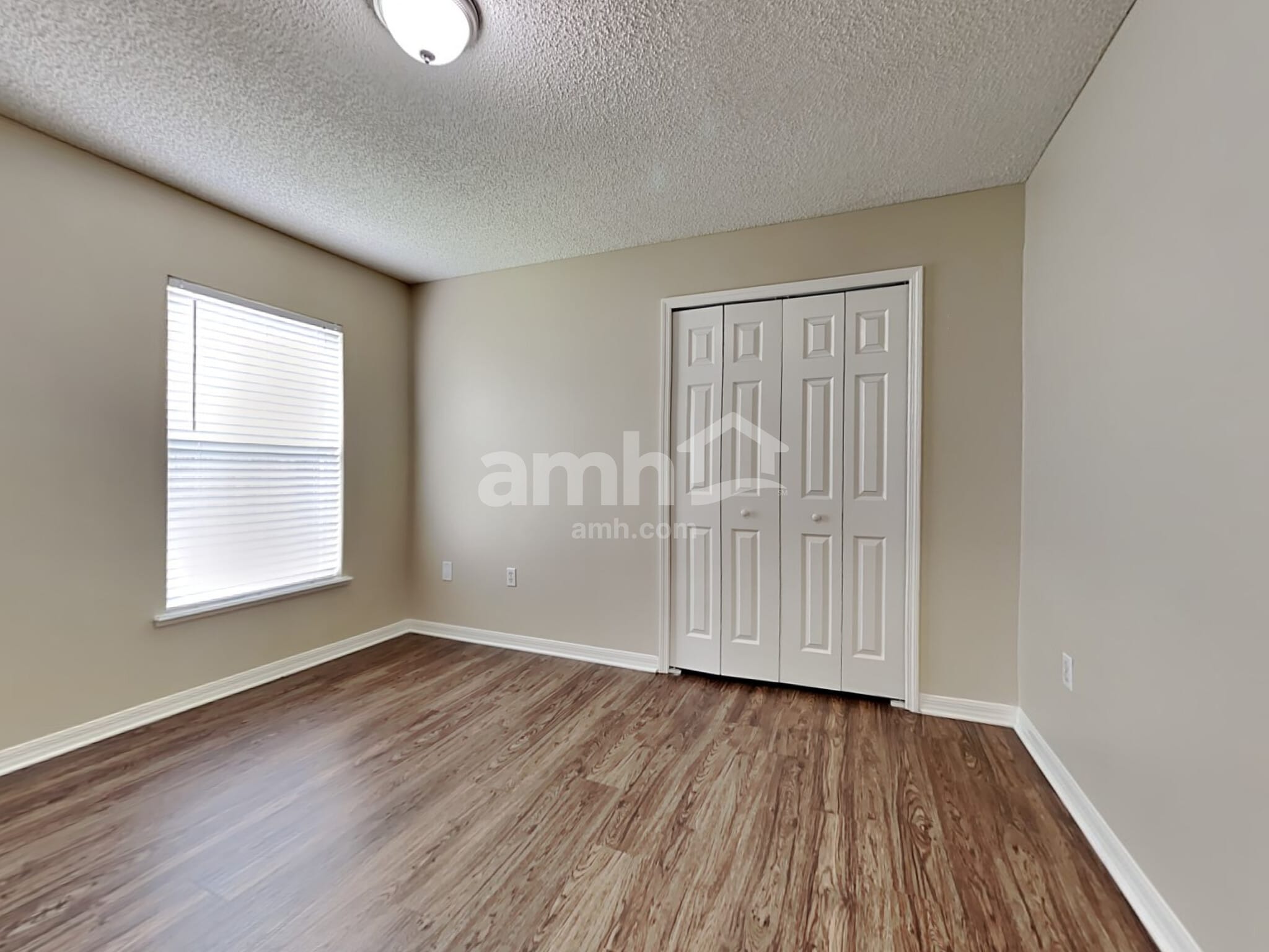 Building Photo - 1844 Saga Ct