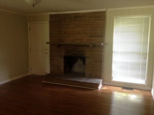 Building Photo - Glengarry Area-Nashville
