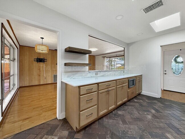 Building Photo - 4517 S Hesperides St