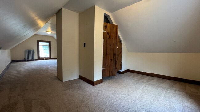 Building Photo - 24 Mt Vernon St