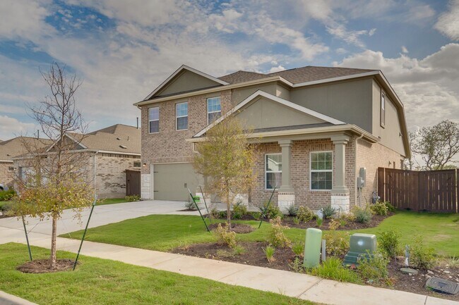 Building Photo - 704 Mallow Rd