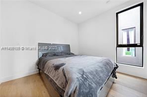 Building Photo - 3 br, 2.5 bath Townhome - BAY VISTA