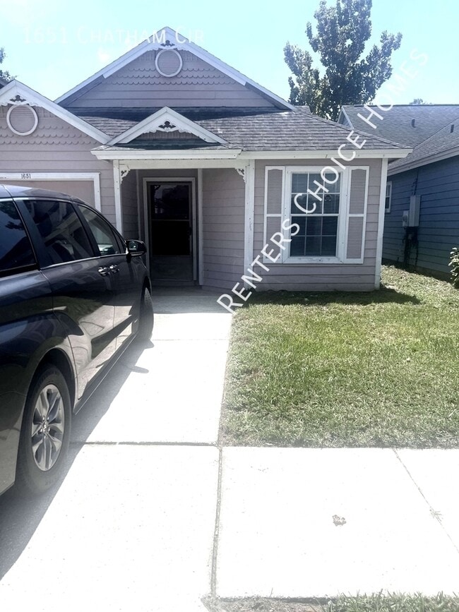 Building Photo - 1651 Chatham Cir