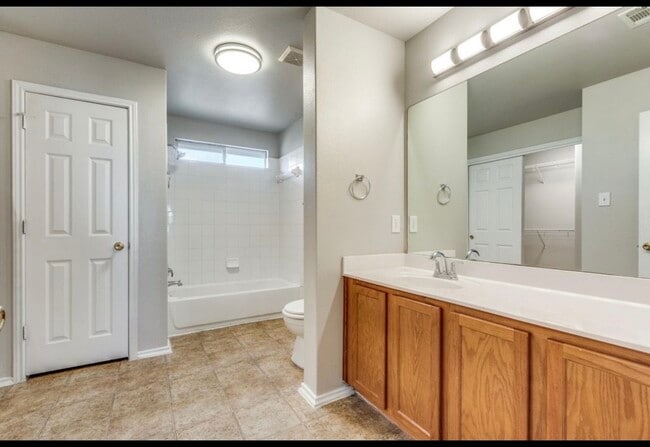 Building Photo - 7343 Lyia Br