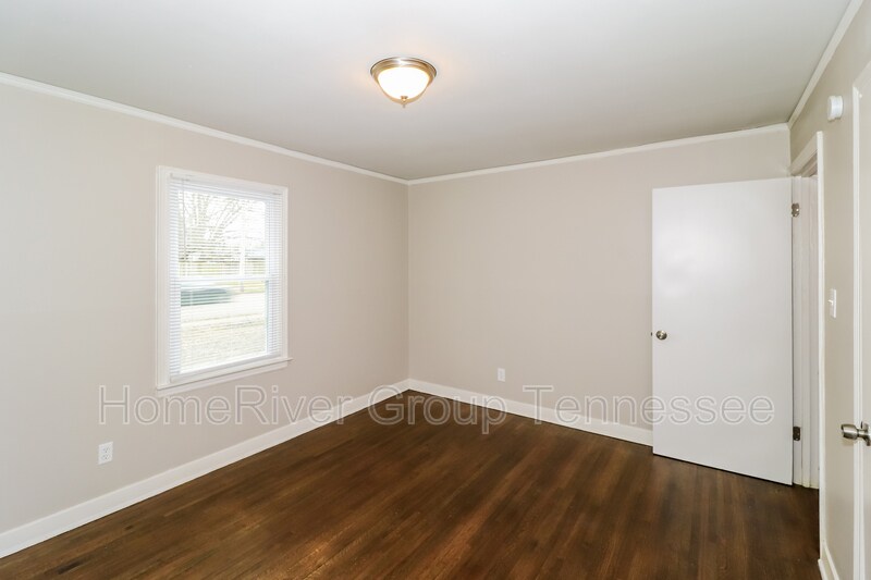 Building Photo - 1534 S Perkins Rd