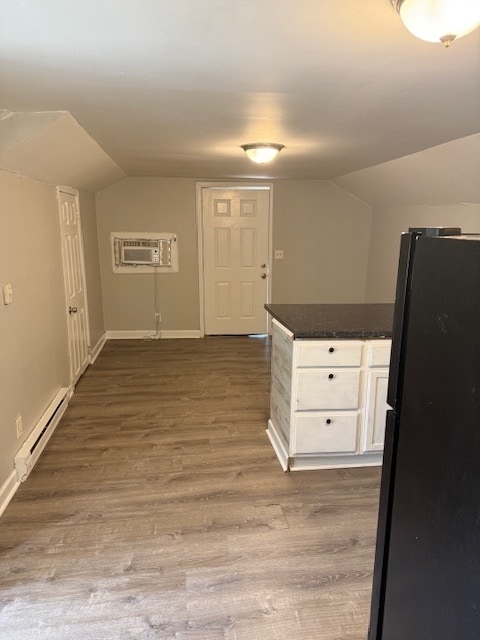 Building Photo - Cozy 1BR/1BA with open living and kitchen ...