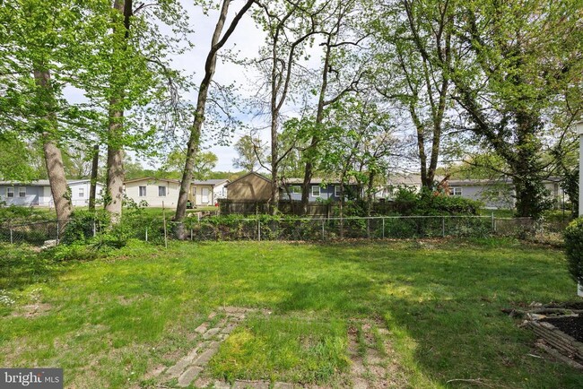 Building Photo - 1507 Clearbrook Ave