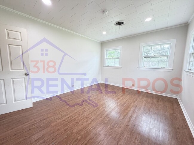 Building Photo - 4 Bed 3 Bath Home in Ruston!