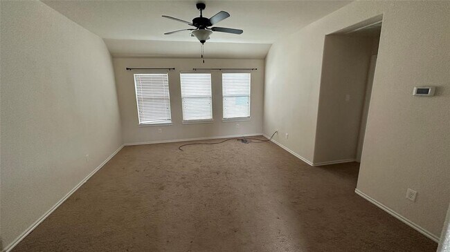Building Photo - 1703 Thornhollow Dr