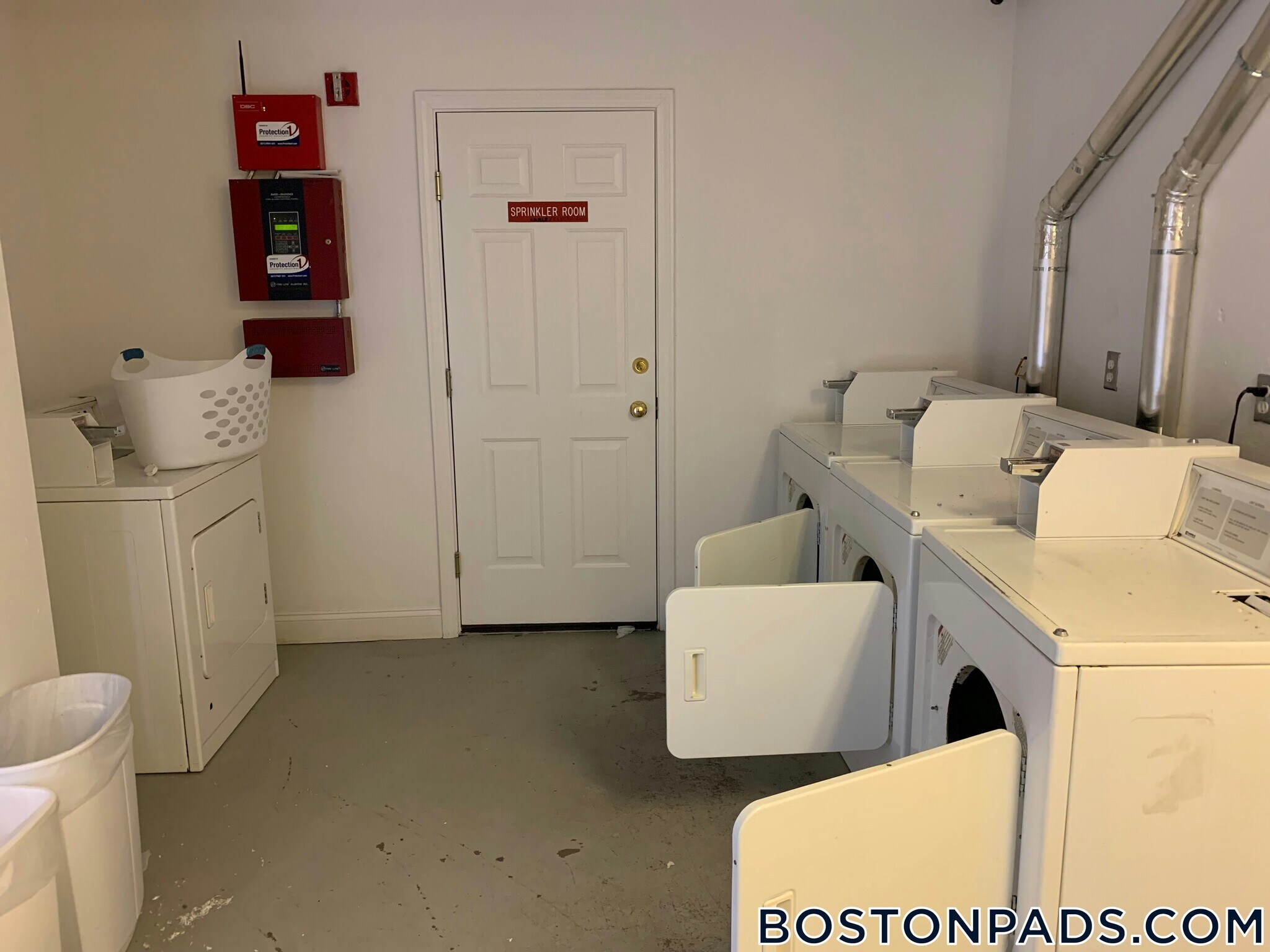 Building Photo - 111 W 8th St