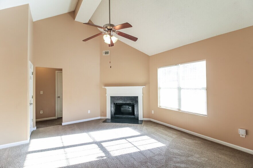 Building Photo - 1403 Lancaster Ct