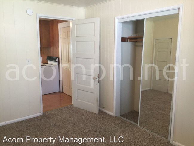 Building Photo - 842 Almaden St