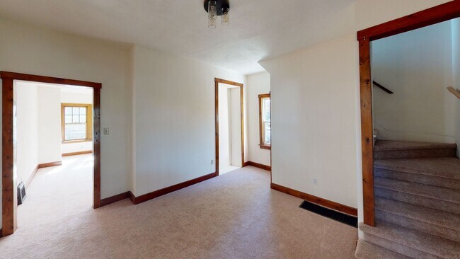 Building Photo - 510 Highland Ave