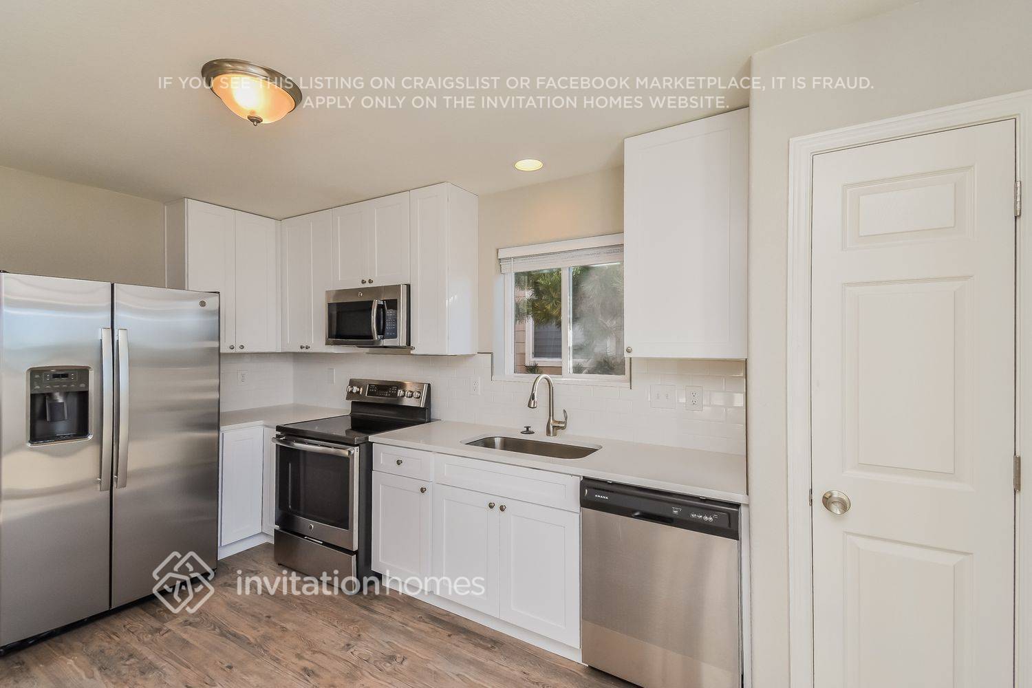 Building Photo - 7647 Manistique Dr