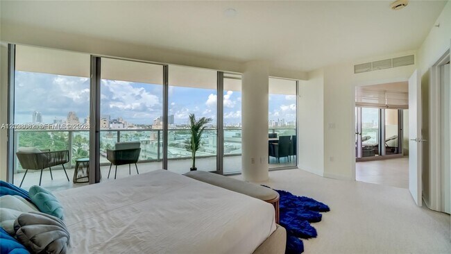 Building Photo - 1455 Ocean Dr